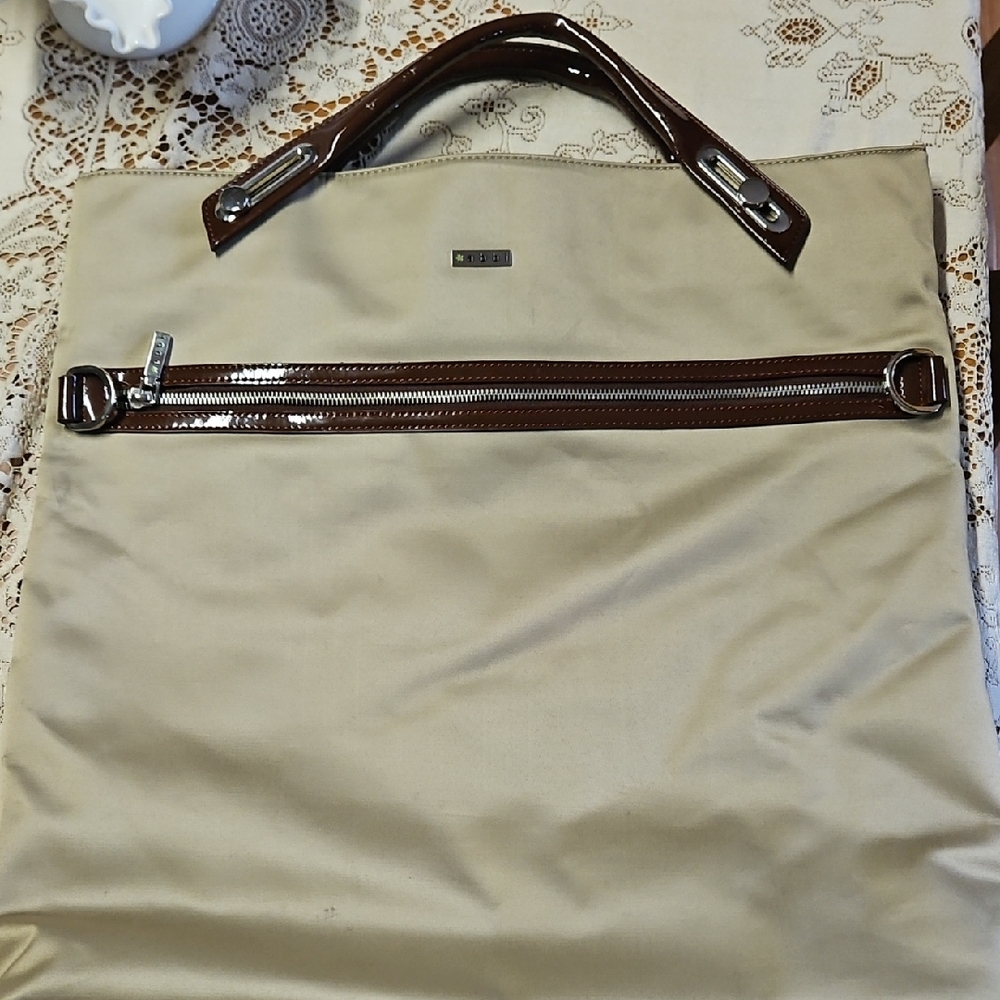 Cream and Brown Laptop Bag with Sophisticated Design